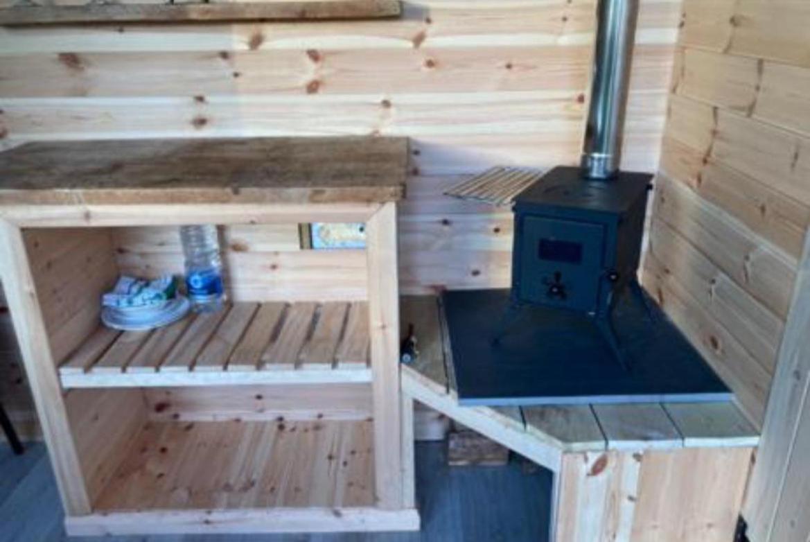 Off Grid Shepherds Hut Hotel Llansilin Eksteriør billede